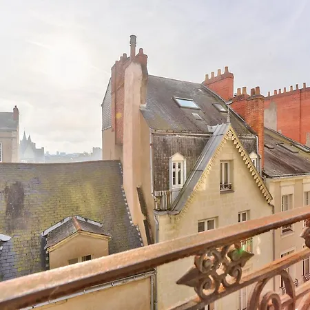 Apartment Studio 2 Steps From The Cathedral Of Nantes! *